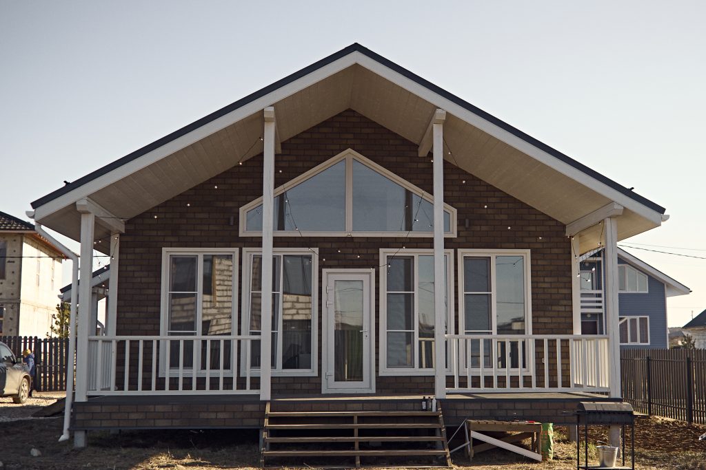 Дом под посуточную аренду 8х10